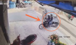 警察抓小偷的视频,警察智勇擒贼瞬间